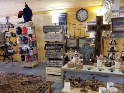 Things To Do Bleu Frog Mercantile